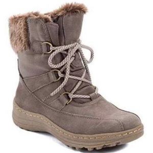 BareTraps Taupe Laced Winter Booties